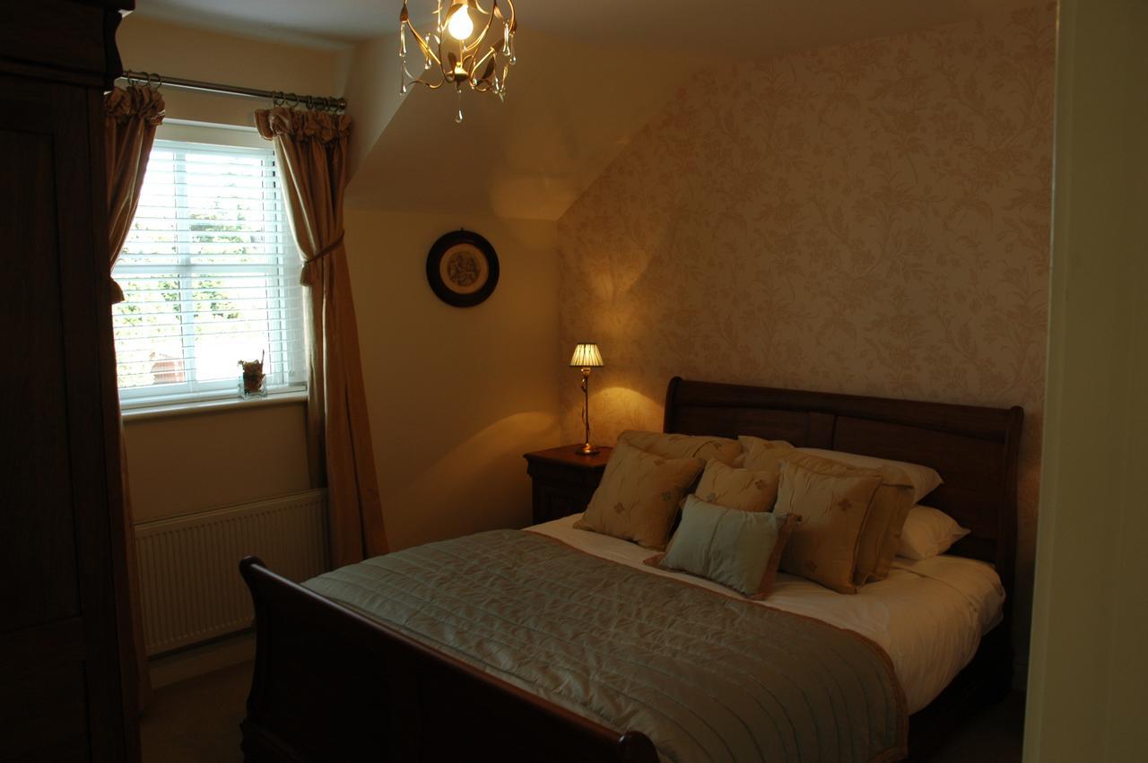 Moyvalley Hotel Self Catering Cottages Exterior foto